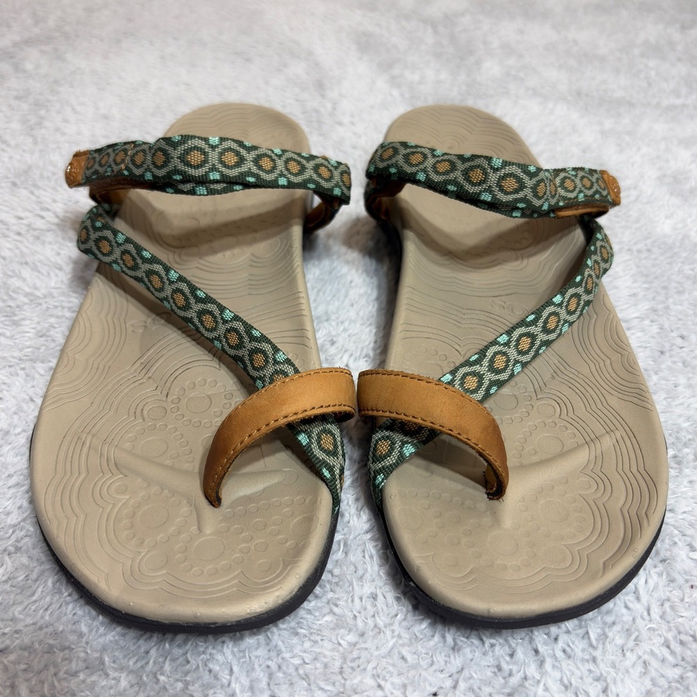 Taos Strappy Sandals Womens 10 Tan Green Geometric Toe Loop Comfort Walking Shoe